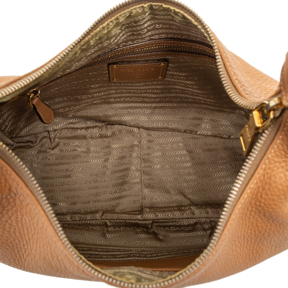 Pre-Loved Prada Vitello Daino Shoulder Bag - Picture 4 of 6